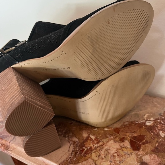 Tommy Hilfiger Prema Peep Toe Bootie Size 8.5 - Picture 7 of 9